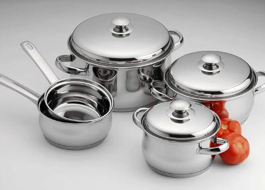 unbranded stainless steel cookware