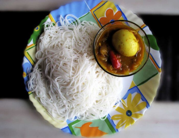 Freshly Cooked Idiyappam